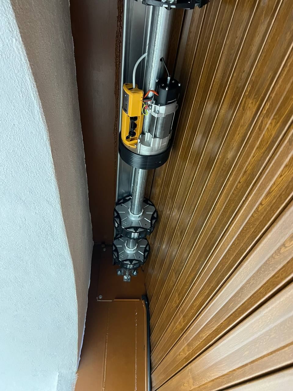 IRIDIUM DOORS Serranda coibentata residenziale SARIN