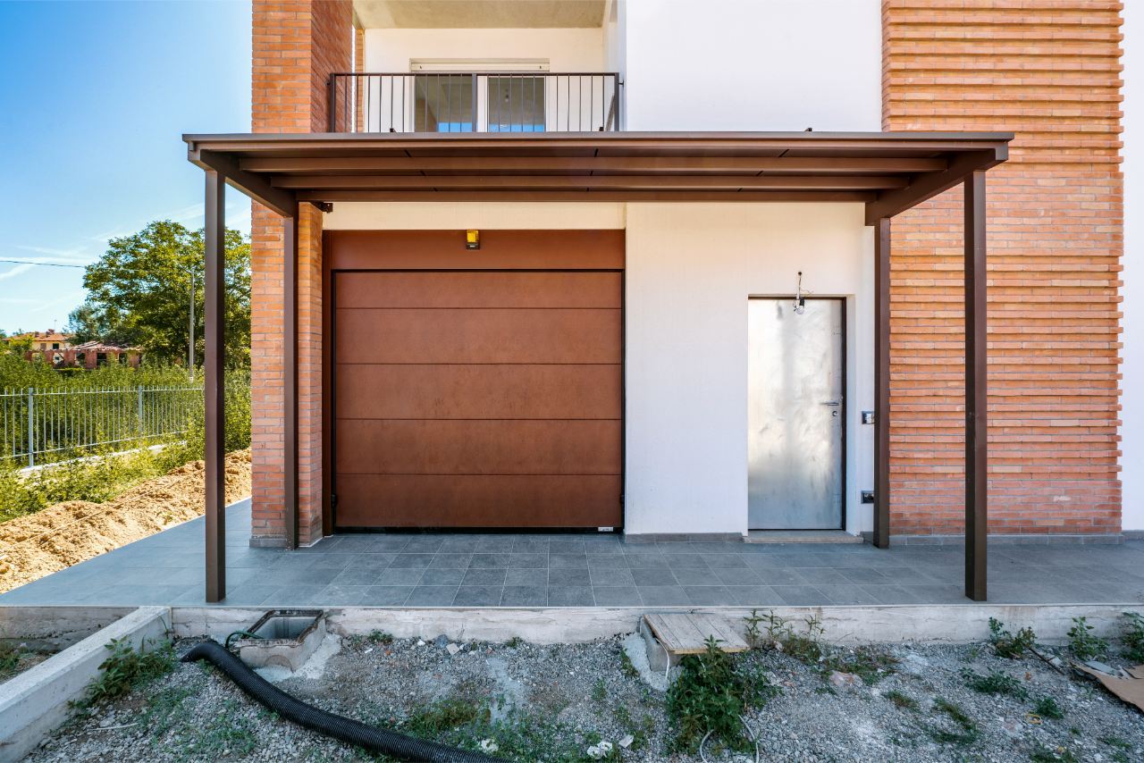 Iridium Doors sezionale liscio effetto legno 167