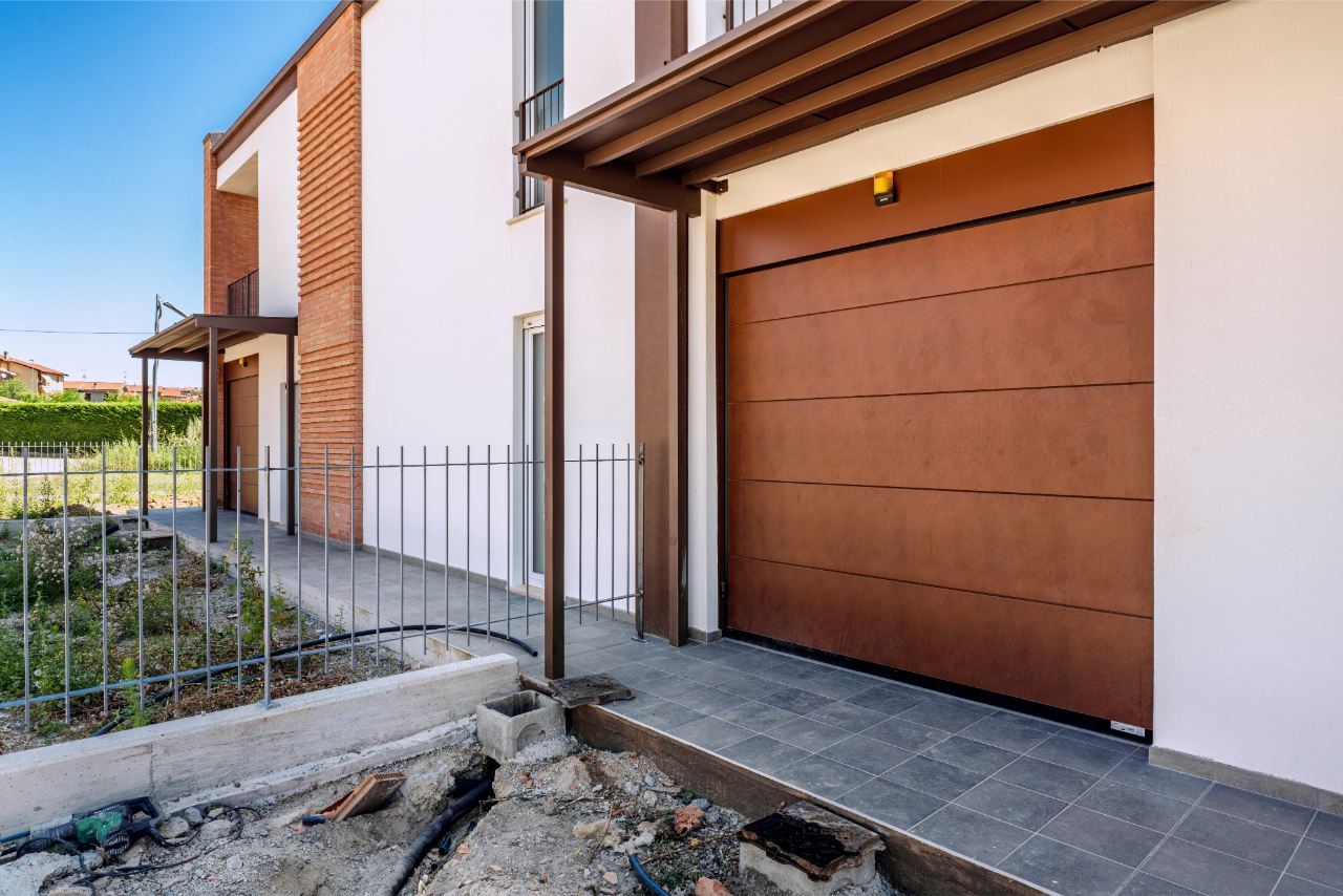 Iridium Doors sezionale residenziale effetto legno 69