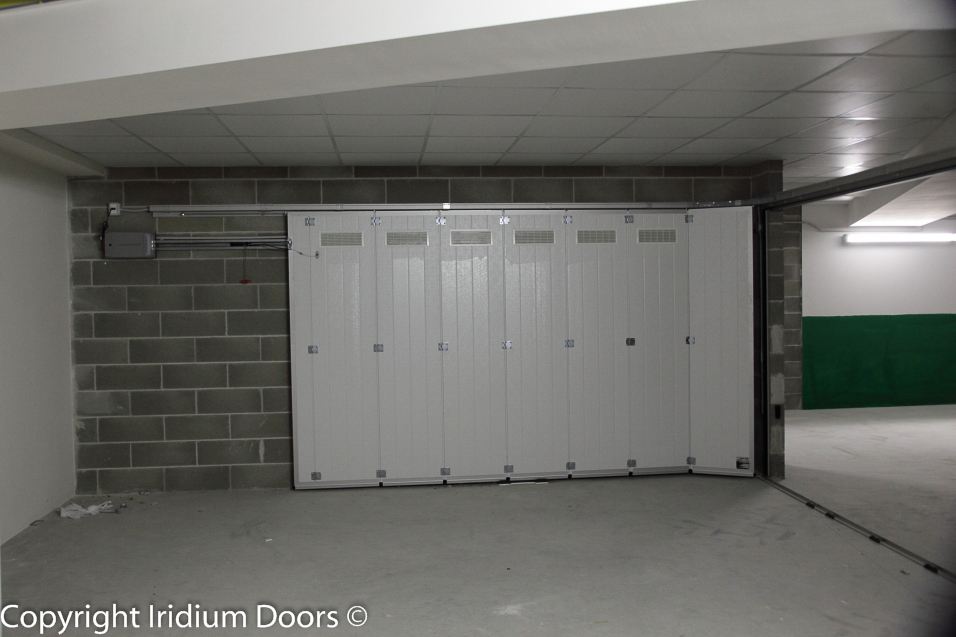 Iridium Doors Sezionale residenziale a scorrimento laterale PAVO 22