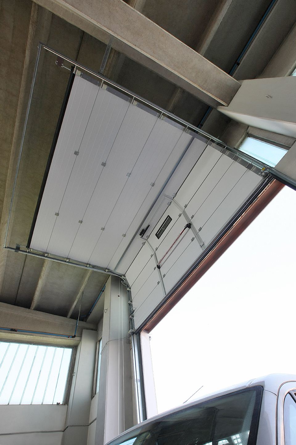 Iridium Doors Portone Sezionale Industriale MIRA 4