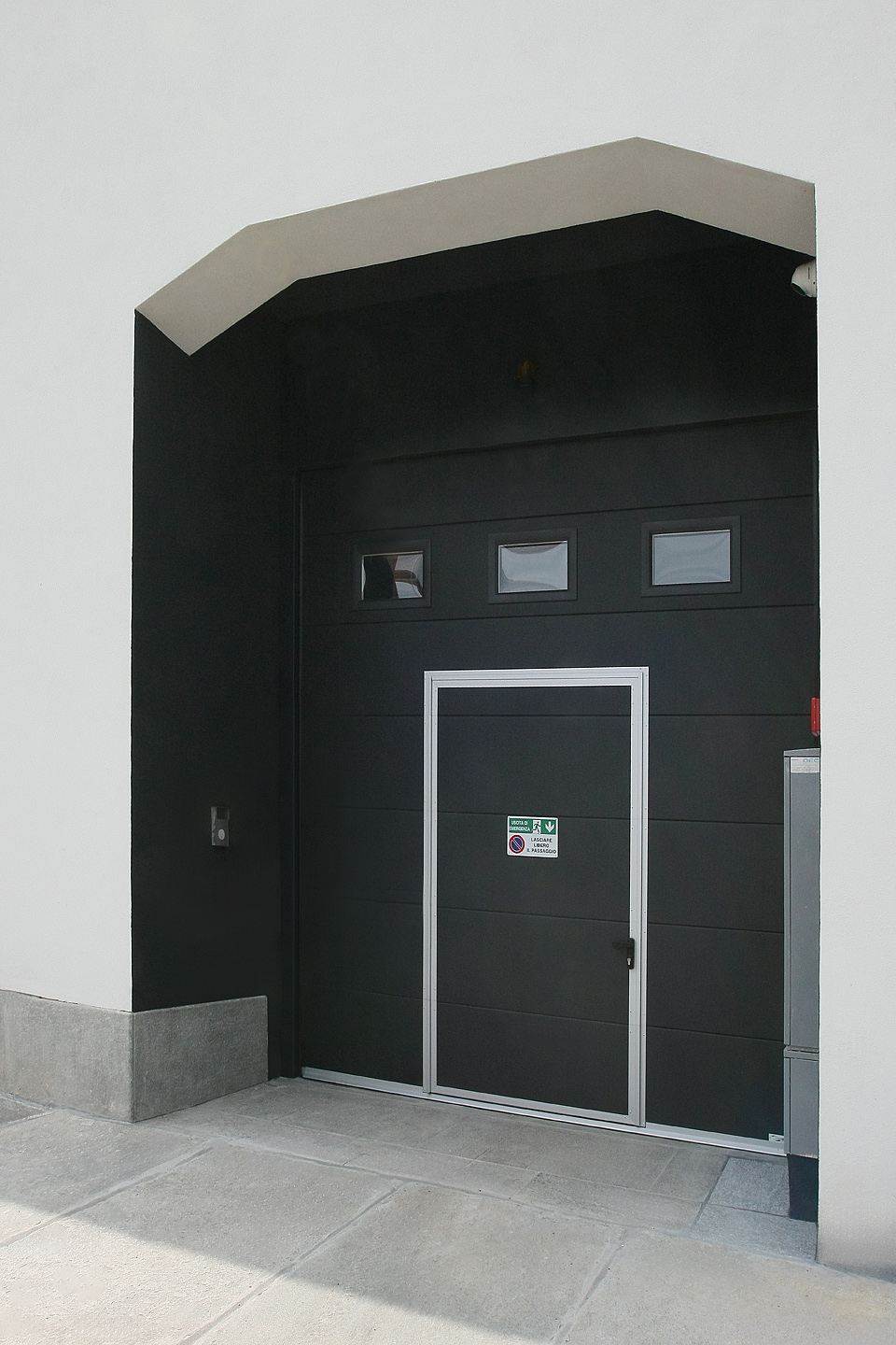 Iridium Doors Portone Sezionale Industriale MIRA 6